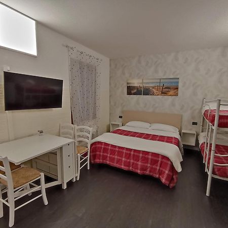 Appartamento Vicino Lago Di Garda, Peschiera, Gardaland بونتي سول مينشيو المظهر الخارجي الصورة